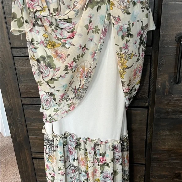 Floral Maxi Dress - Picture 7 of 7